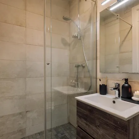 Kuleli - 2 Bedrooms And Office In Eixample Dreta Apartmán *
