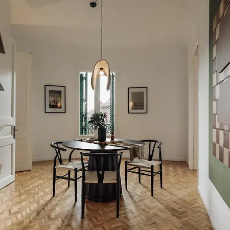 Kuleli - 2 Bedrooms And Office In Eixample Dreta Apartmán *