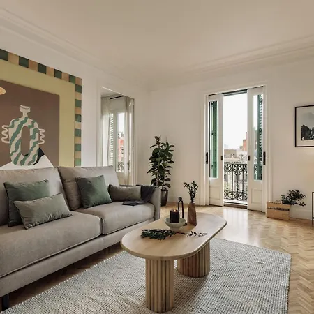 Kuleli - 2 Bedrooms And Office In Eixample Dreta * Barcelona