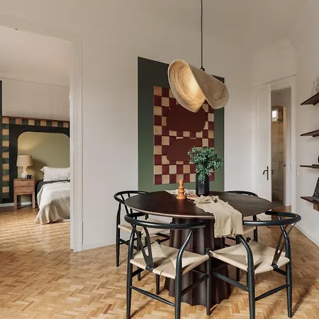 Kuleli - 2 Bedrooms And Office In Eixample Dreta Barcelone